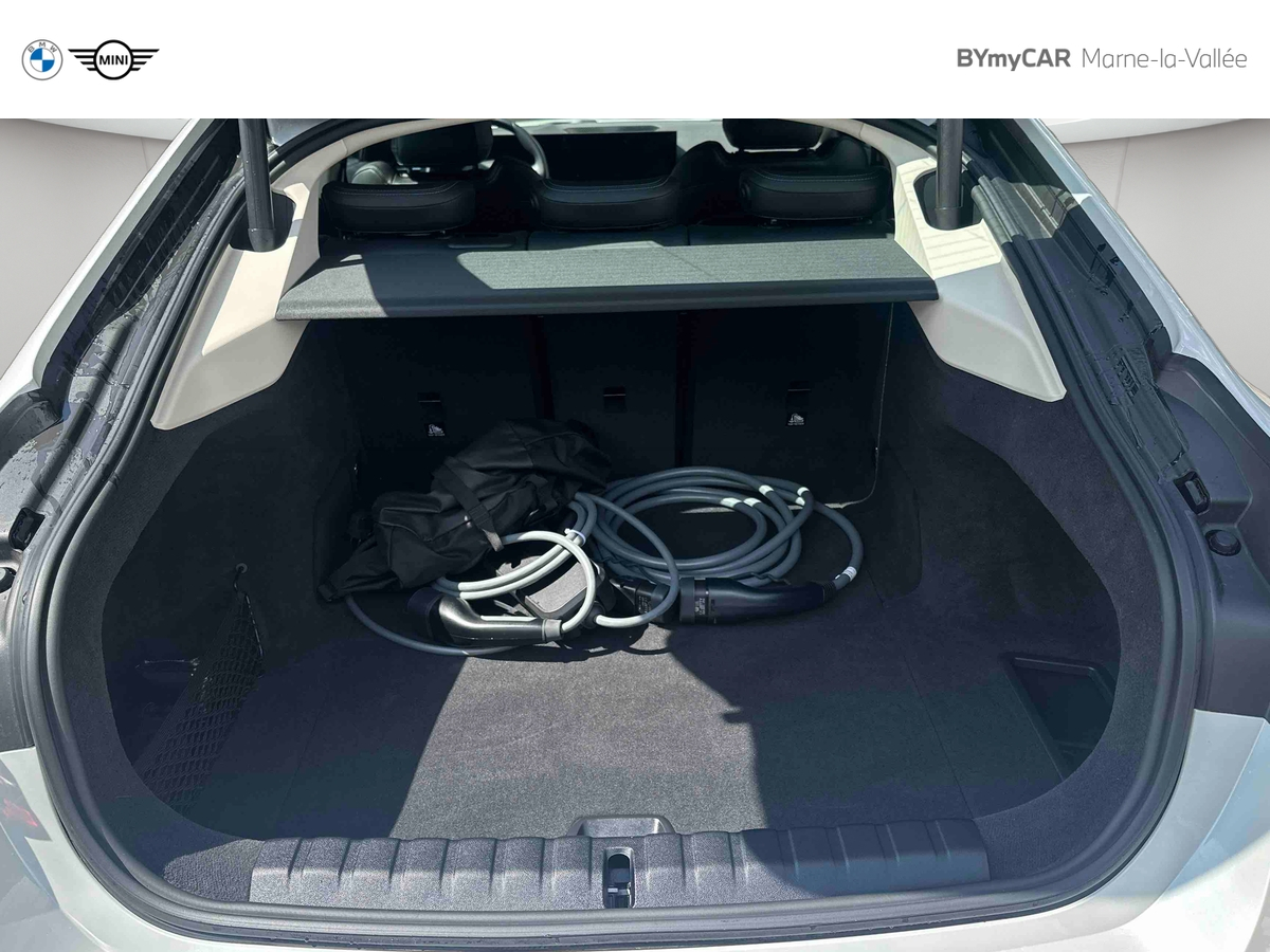 BMW i4 eDrive35 286 ch BVA — photo 16