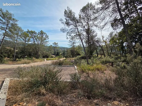Terrain 707 m² CAMPS LA SOURCE
