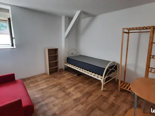 A louer Chambre meublée 18 m² en Colocation - 450 CC - Disponible immédiatement