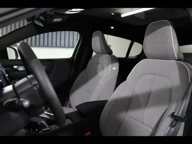 Volvo C40 recharge extended range 252ch ultimate — photo 8