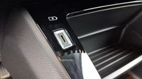 Peugeot 208 e-208 136ch Style — photo 16