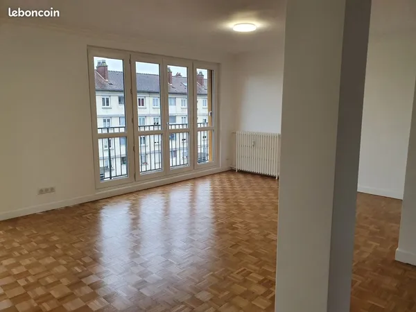 Appartement intégralement rénové Compiegne