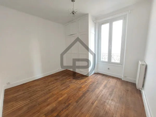APPARTEMENT DE TROIS PIECES DE 60.42 M²