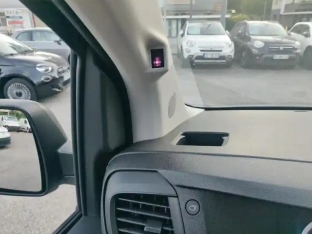 Fiat Scudo fg xl 2.2 diesel 180ch cabine approfondie fixe pack premium connect automatique — photo 15