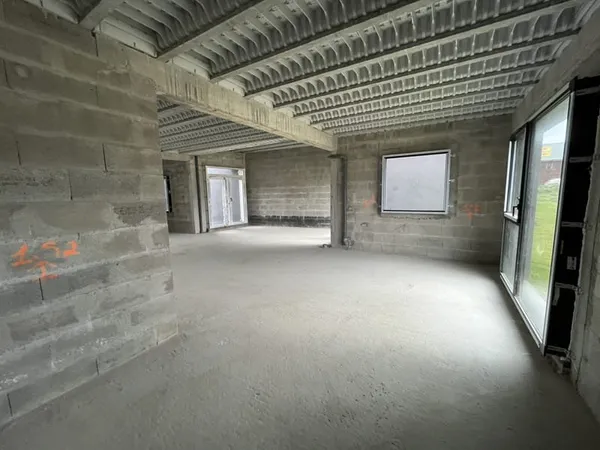 Local / bureaux 144 m2 ZAC