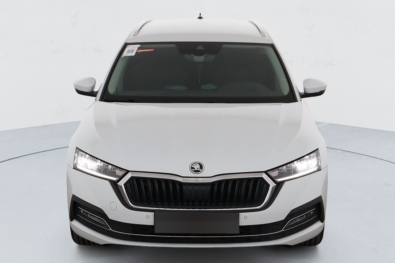 Skoda Octavia Combi — photo 7