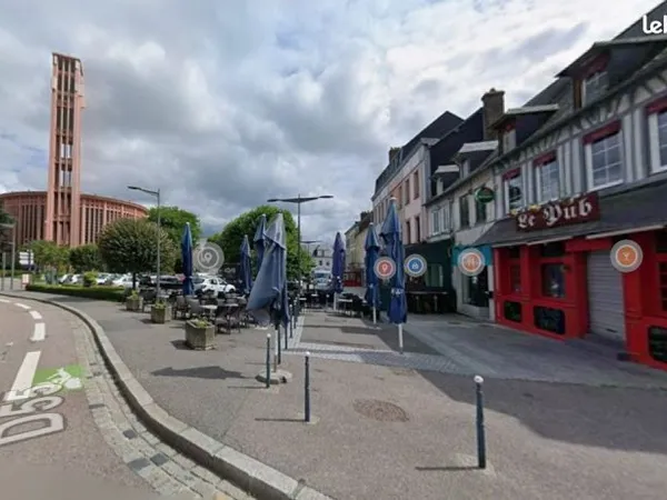 Local commercial toutes activités centre Ville