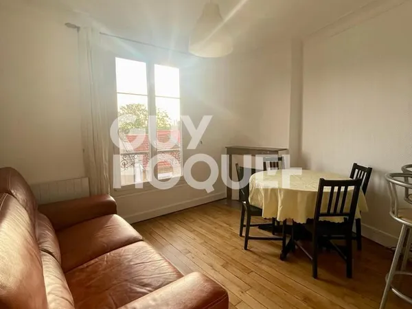 Appartement Suresnes 2 pièce(s) 33 m2