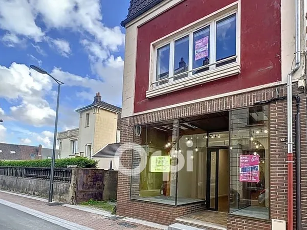 Local commercial 2 pièces 75 m²