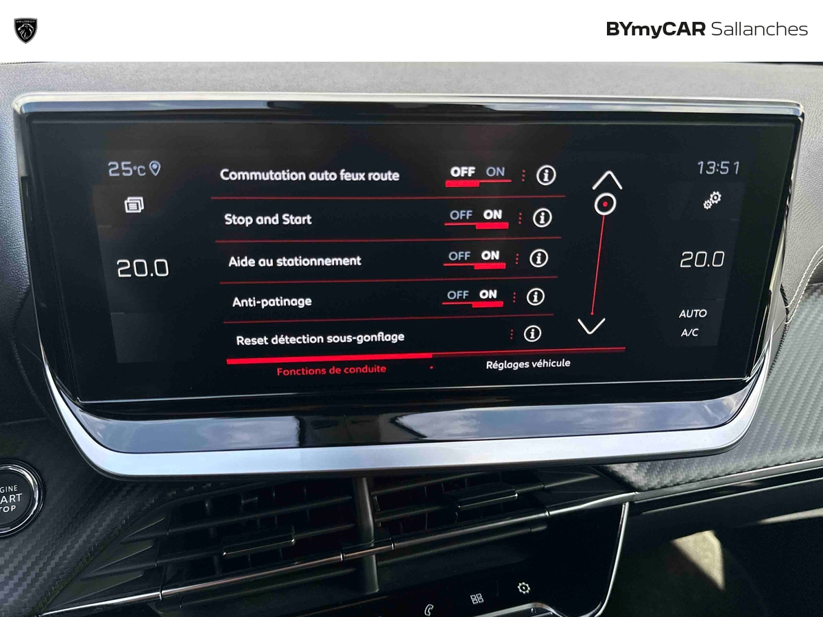 Peugeot 2008 PureTech 130 S&amp;S EAT8 — photo 34