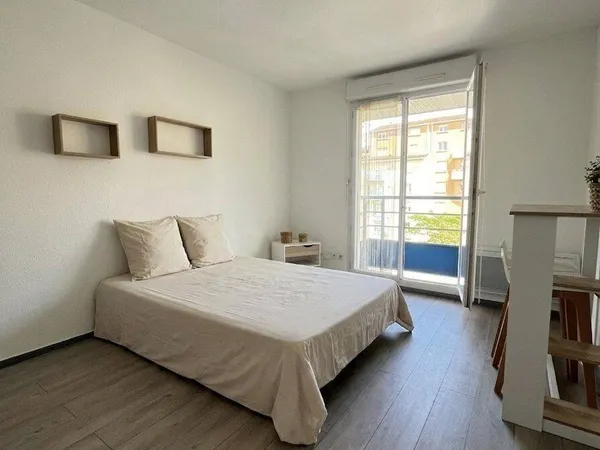 Studio 1 pièce 20 m²
