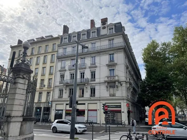 Appartement 2 pièces 73 m²