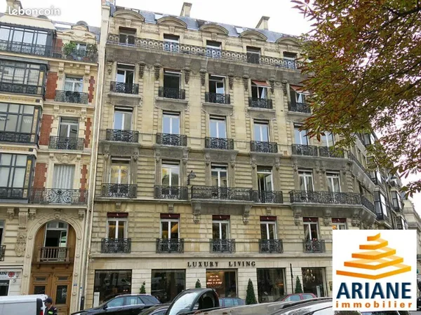 Bureaux 220 m²