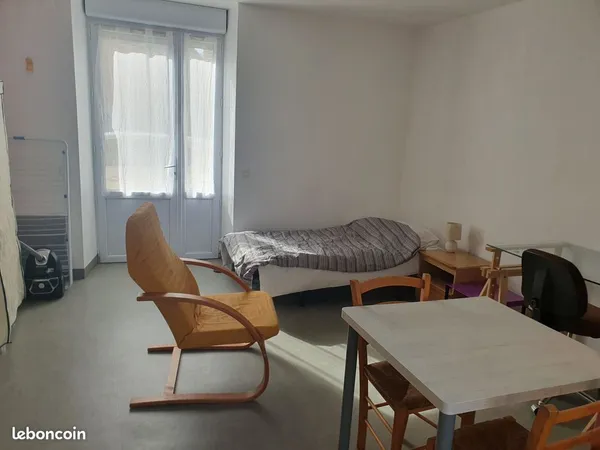 Studio meublé