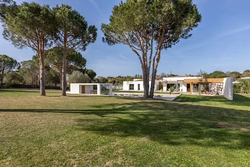 Villa 7 pièces 245 m²