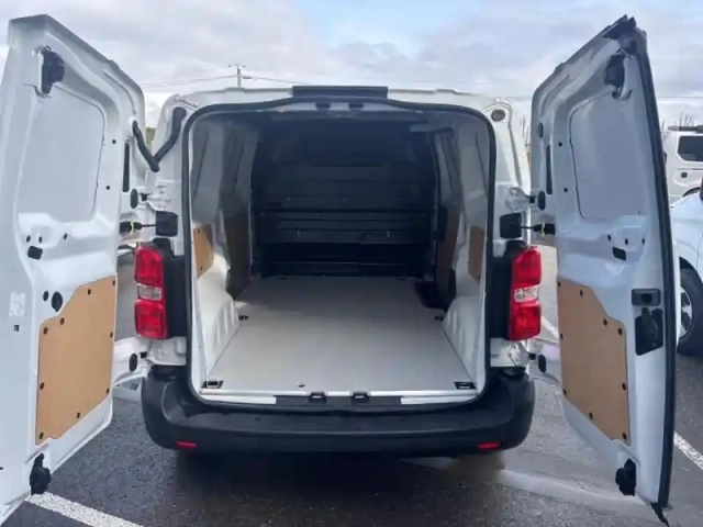 Fiat Scudo fg m 2.0 bluehdi 145ch — photo 9