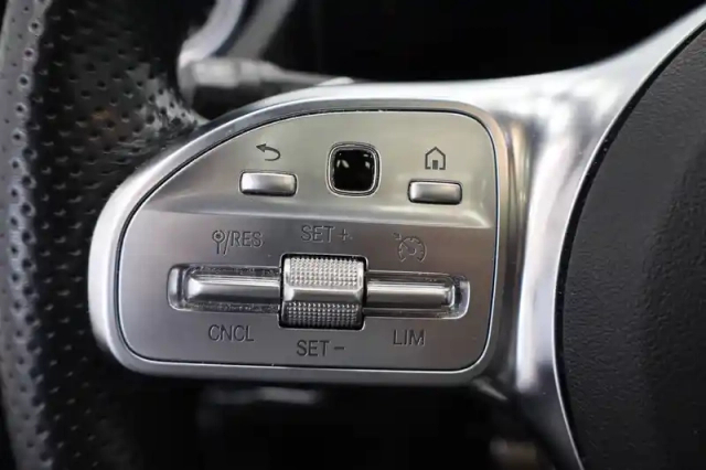 Mercedes Gla 200 d 8g-dct — photo 32