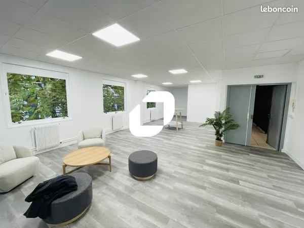 Bureau 1 522 m²