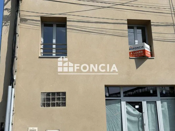 Local commercial 70 m²