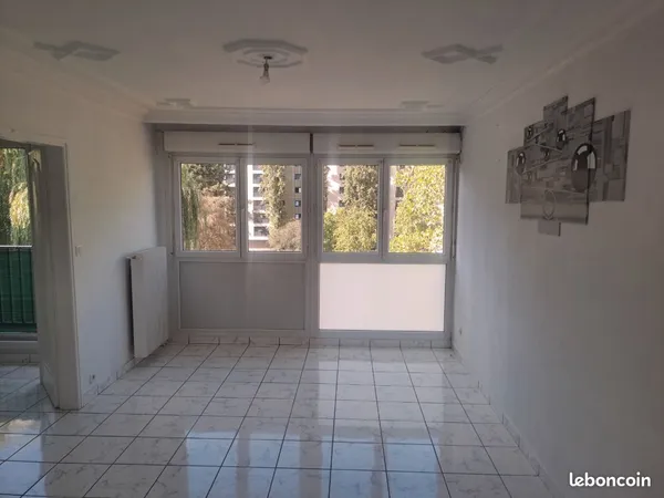 Très bel appartement T4