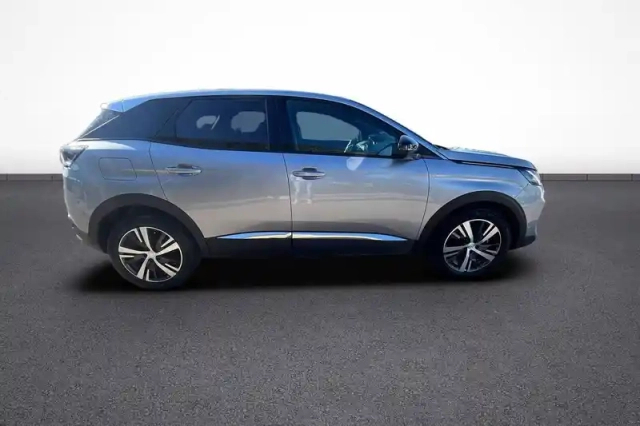 Peugeot 3008 hybrid 180 e-eat8 — photo 7