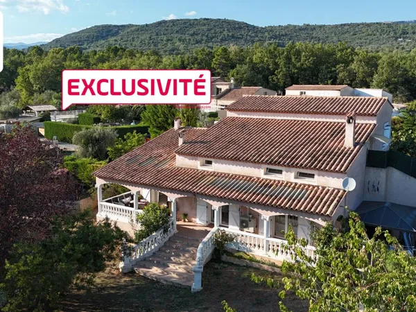 GRANDE VILLA AVEC 2 APPARTEMENTS INDEPENDANTS AU CALME ET SUR TERRAIN DE 2550 M2