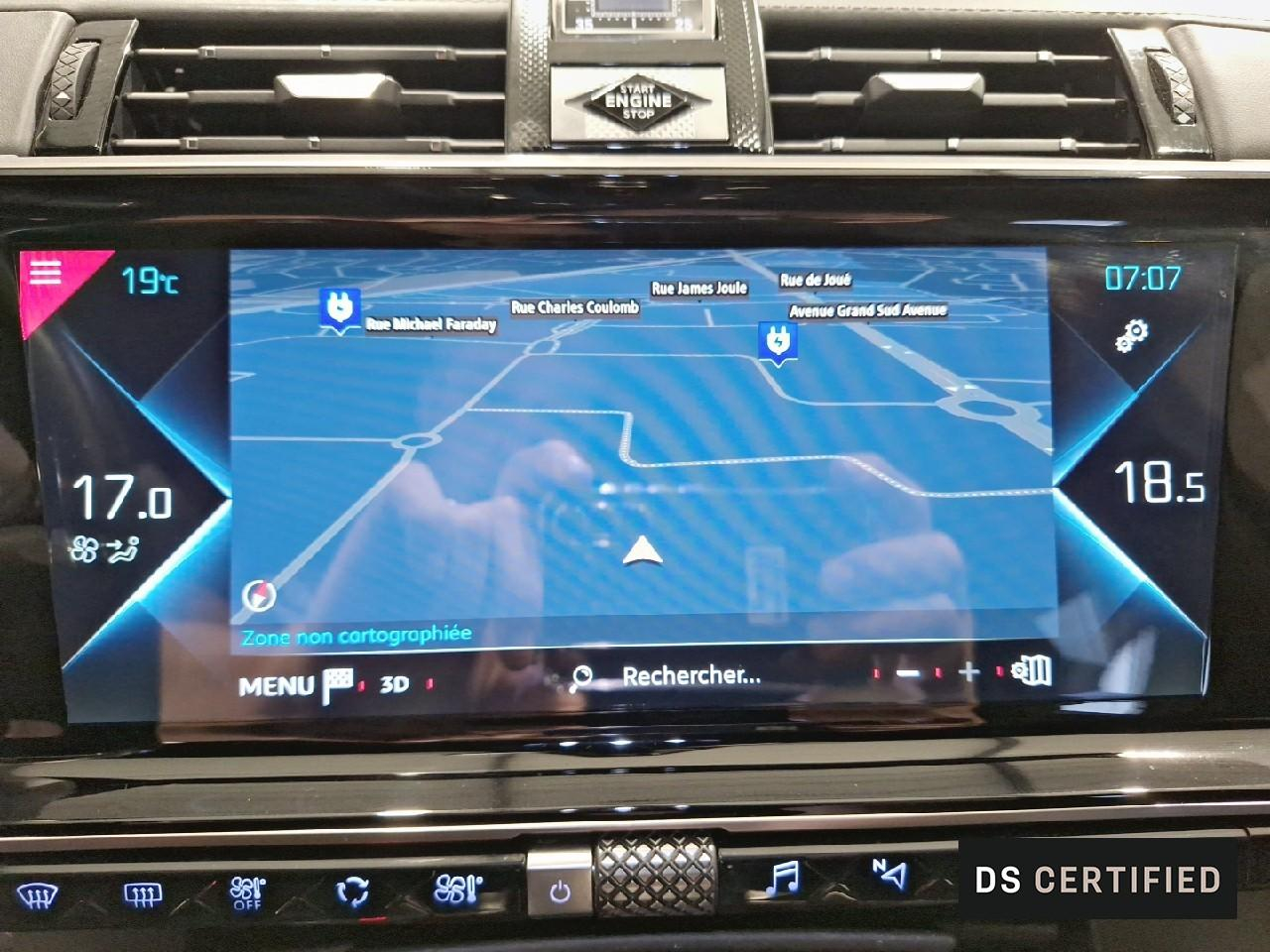 Ds Ds 7 crossback crossback hybride e-tense 300 eat8 4x4 rivoli — photo 13