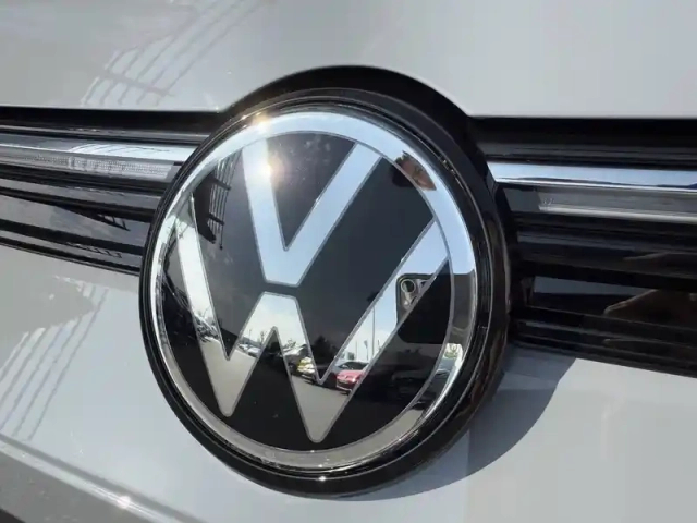 Volkswagen Golf 1.5 ehybrid 204 dsg6 — photo 7