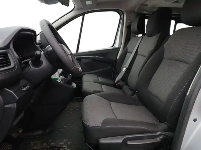Renault Trafic blue dci 150 — photo 11