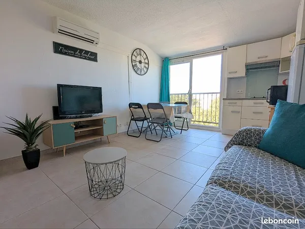 Studio cabine / clim / parking privé / proche plage du Môle