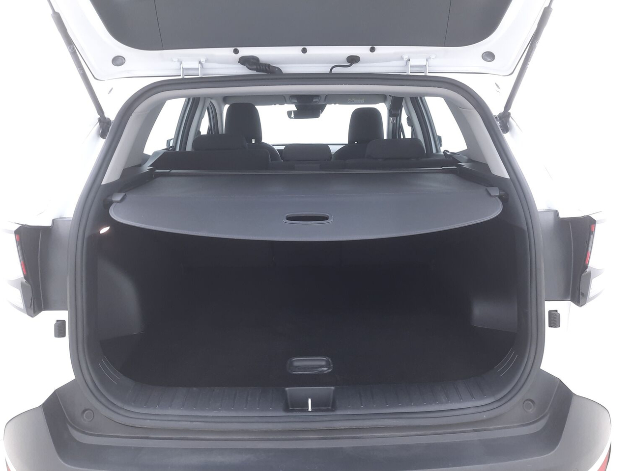 Kia Sportage — photo 16