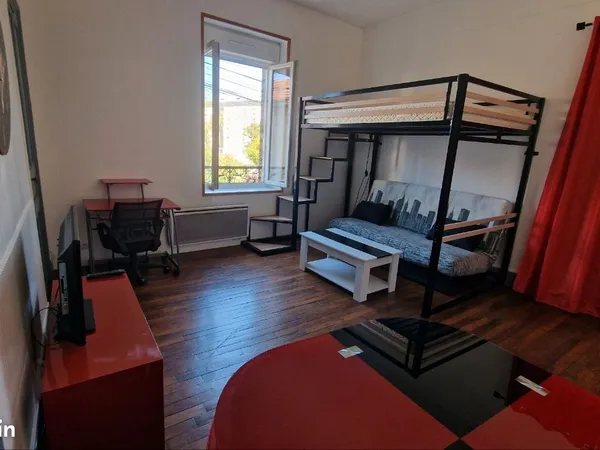 Appartement meublé 32.9m²