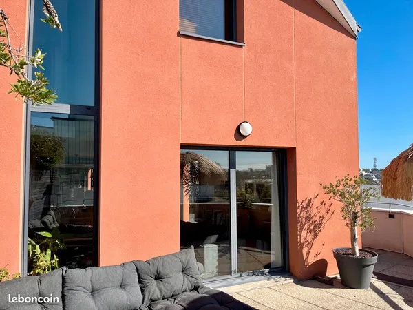 Duplex 118m2 au dernier étage avec terrasse - Quartier Alphonse Guérin