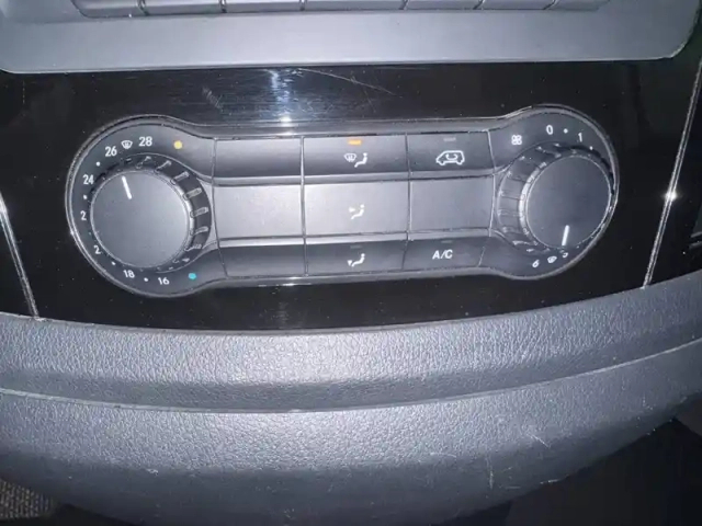 Mercedes Vito fourgon 114 cdi long bva rwd — photo 102