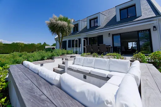 Maison 7 pièces 334 m²