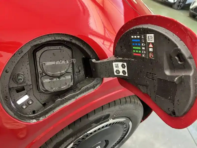 Renault Twingo e-tech electrique 80 ch autonomie urbaine — photo 24