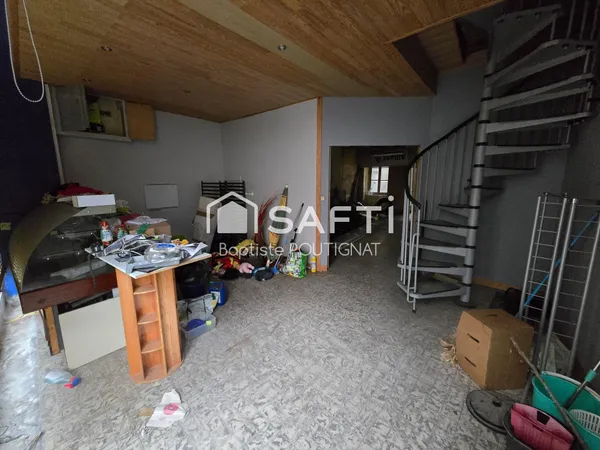 Ensemble immobilier cntre ville d'Ambert