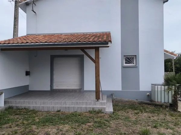 Maison individuelle 120 m2 avec terrasse couverte et garage