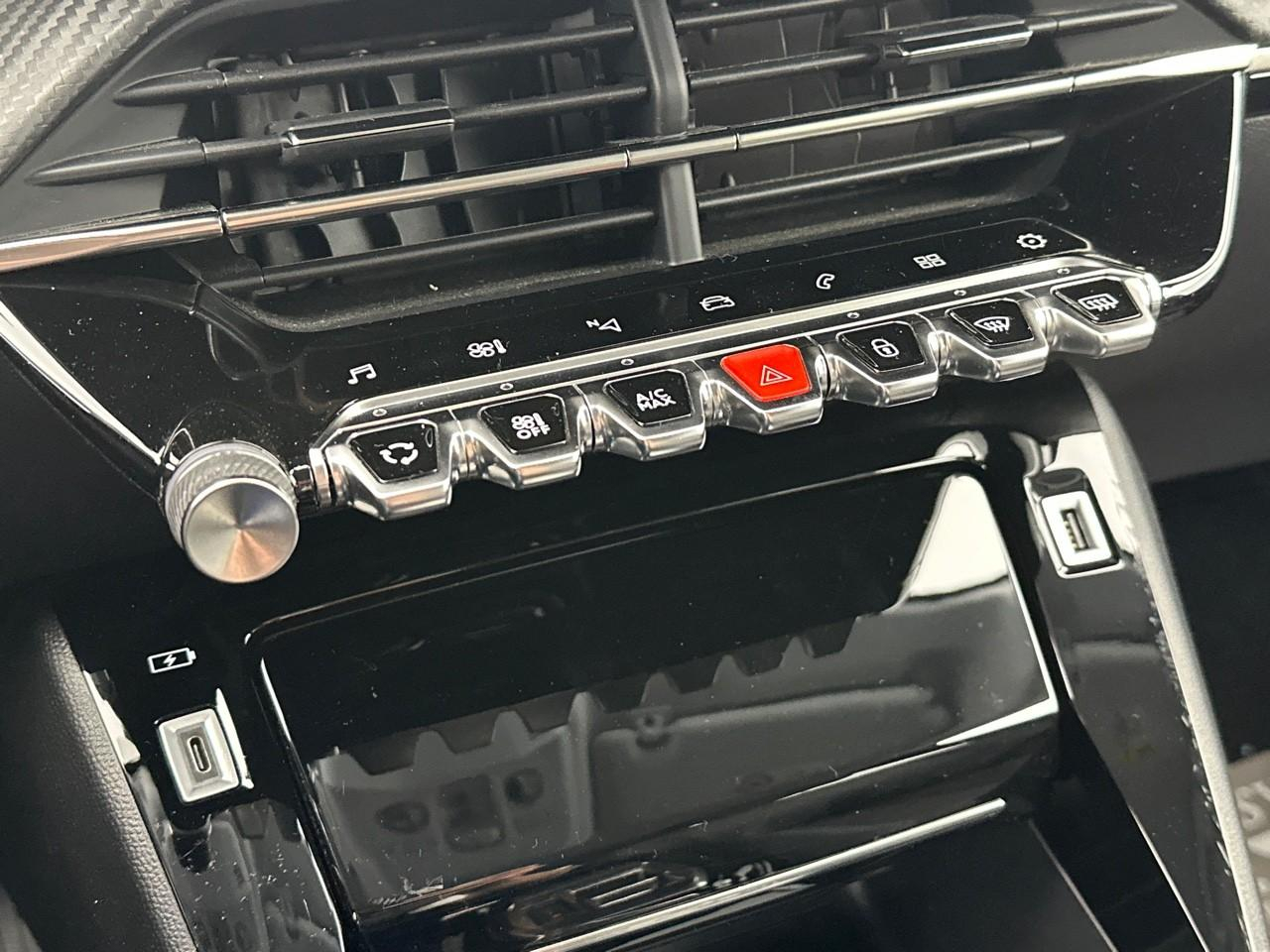 Peugeot 208 puretech 100 s&s eat8 allure pack — photo 28