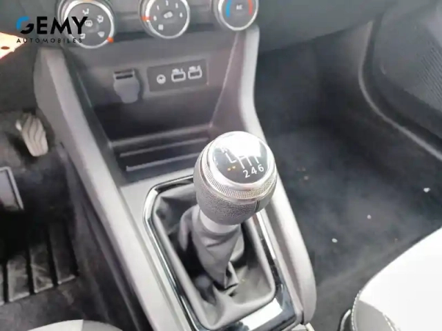 Renault Clio tce 90 — photo 17