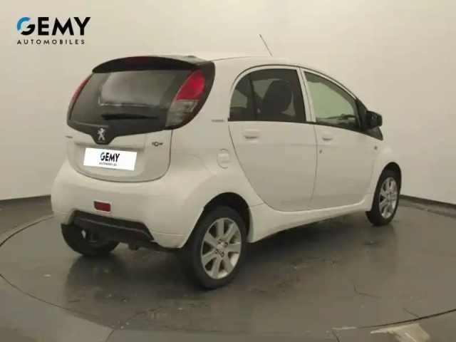 Peugeot Ion electrique — photo 58