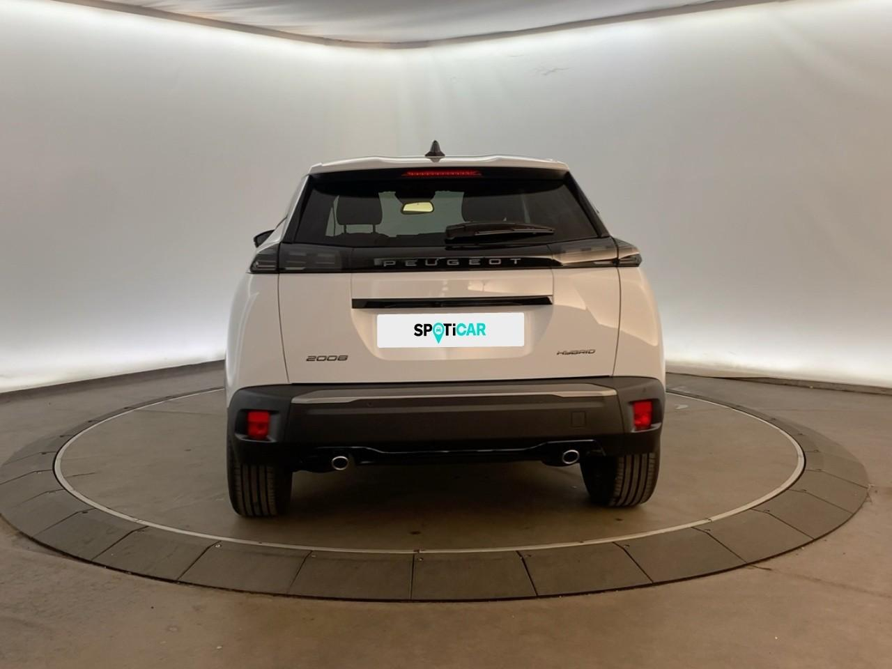 Peugeot 2008 hybrid 145 ch e-dcs6 allure — photo 5