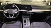 Volkswagen Golf 1.5 eTSI OPF 130ch Life Plus DSG7 — photo 11