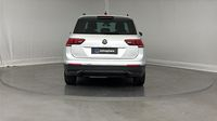 Volkswagen Tiguan 2.0 TDI 150ch Life Plus DSG7 — photo 6