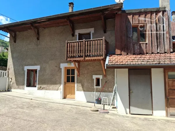 Grande maison de village à Chapareillan