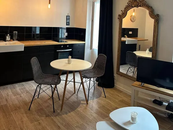 Studio 1 pièce 23 m²