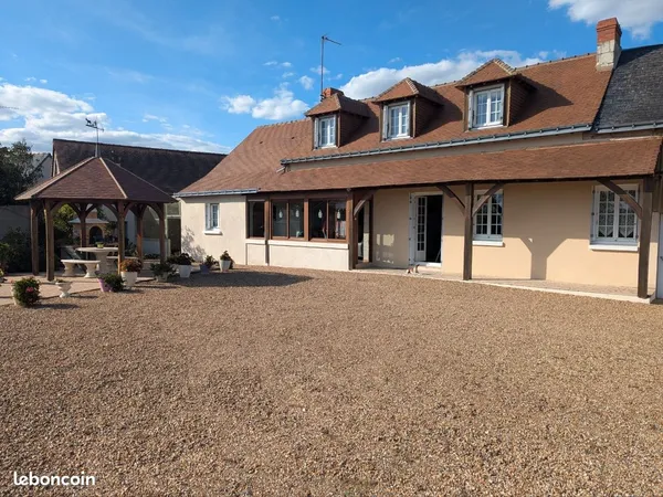 Charmante longère 160 m²