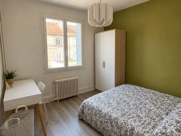 ➡️ Chambre meublée dans colocation conviviale