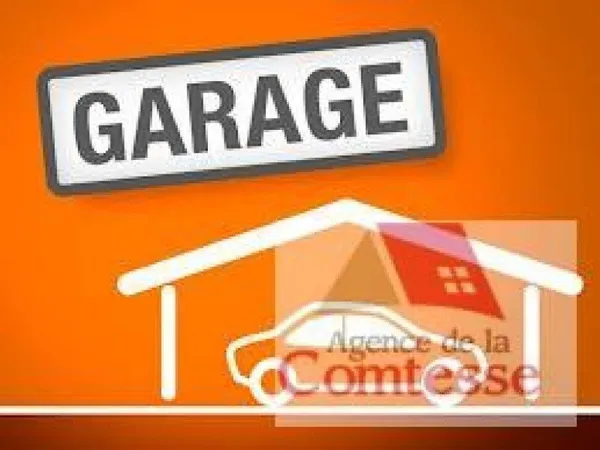 Centre village de Saint Marcel 13011