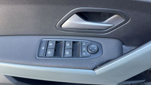 Dacia Bigster 1.2 TCe 140 Myld Hybride - Extreme – 2025 – 37164 km – Hybride essence – Boîte Manuelle — photo 4